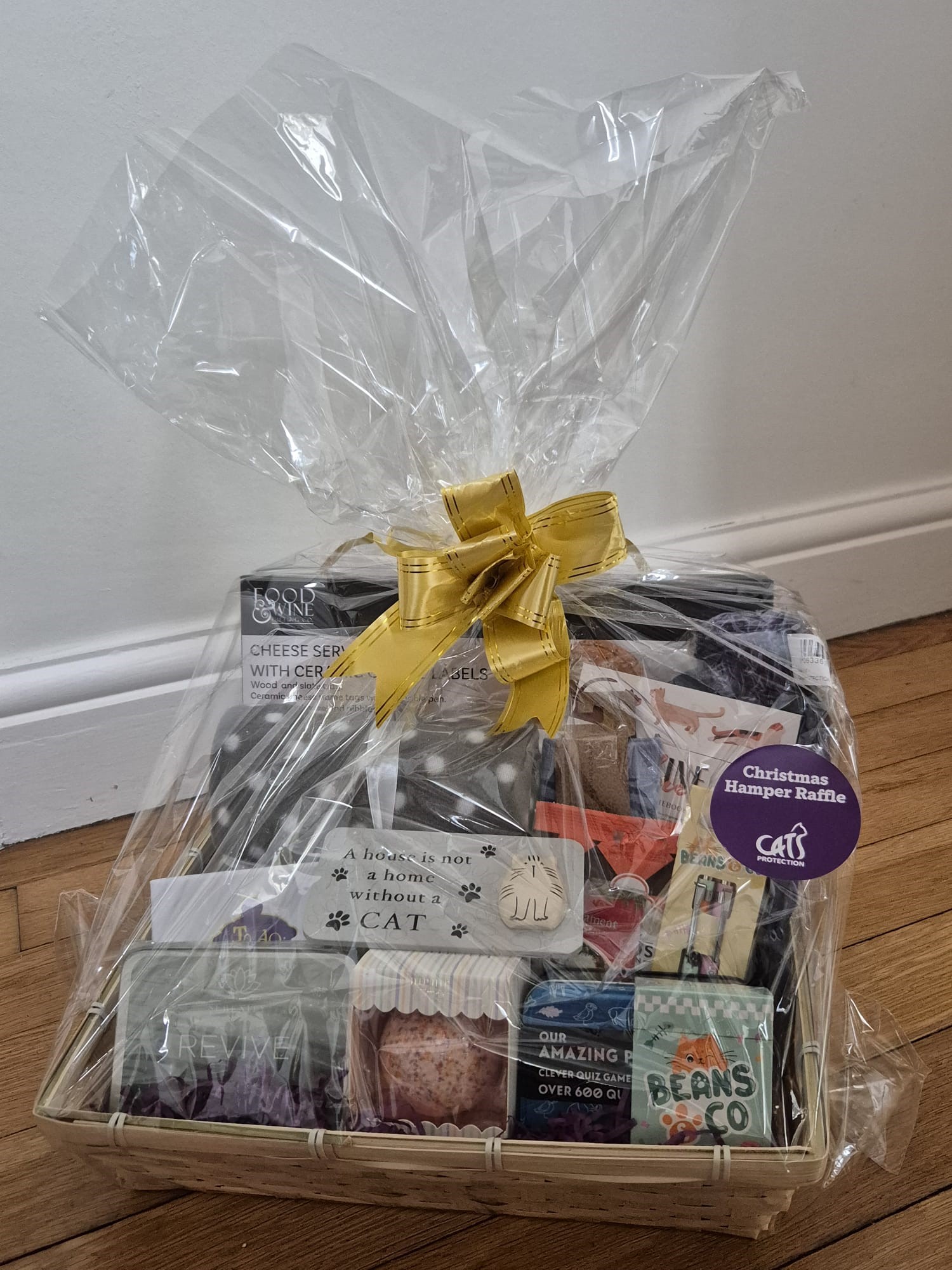 Cats Protection X-mas Hamper